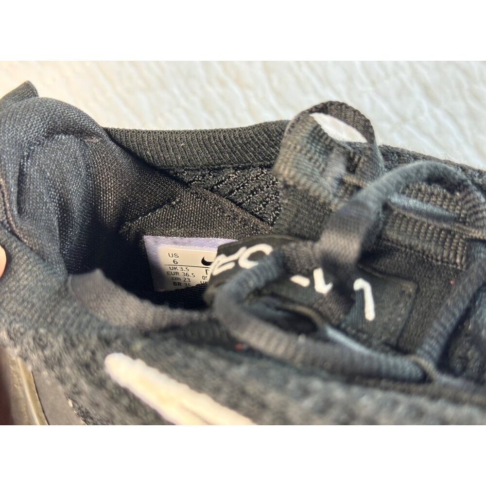Nike Air VaporMax Flyknit 3 Black/White Running Shoes Size W 6 - Picture 8 of 9